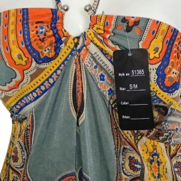 Halter top summer dress - Picture 4 of 5